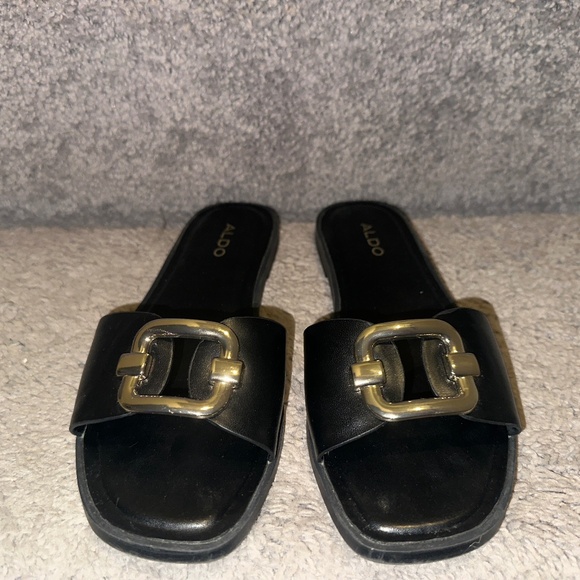 Aldo Glaeswen Sandals - Picture 1 of 2